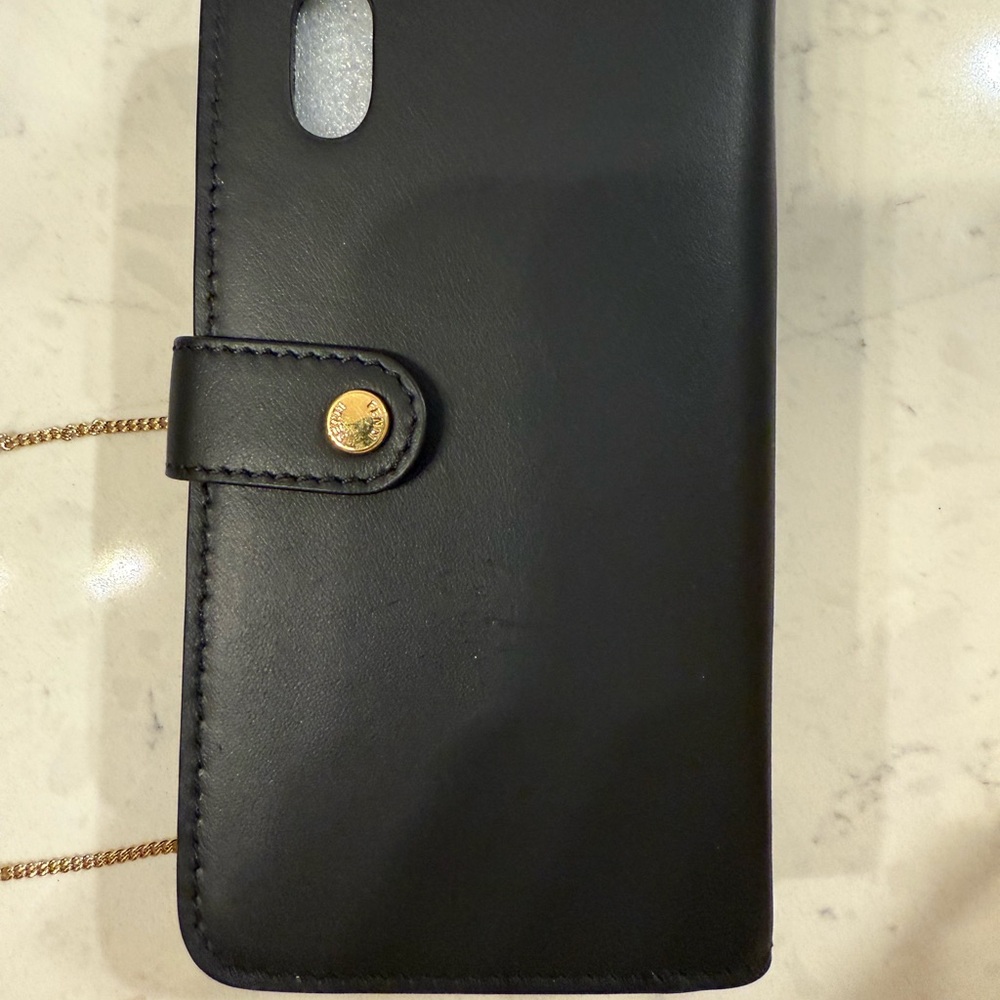 New Fendi iPhone XS/S Case with Black and Gold Chain Wallet Full Inclusion - Picture 3 of 4